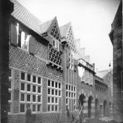 Haus St. Petrus vor 1944 Giebel nNW 1926